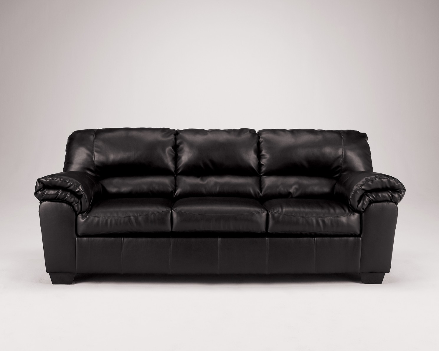 Chelsea Black диван трехместный черный искусственная кожа