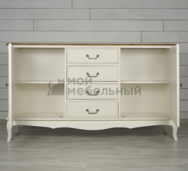 Бежевый комод 