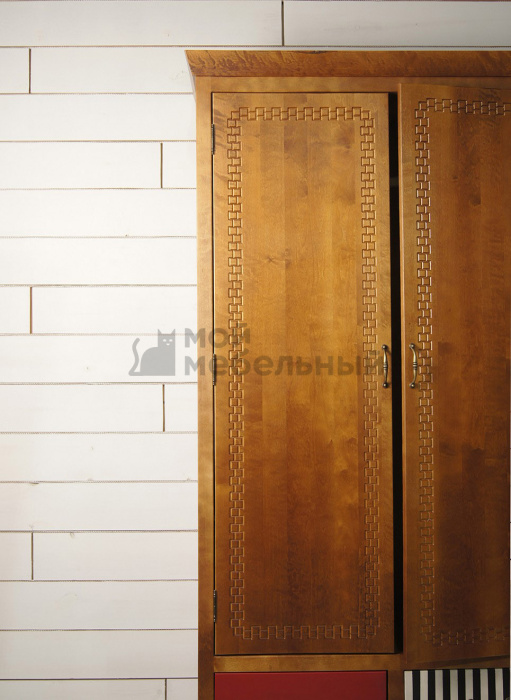 Шкаф двустворчатый 