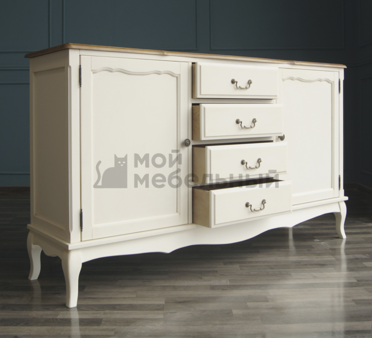 Бежевый комод 