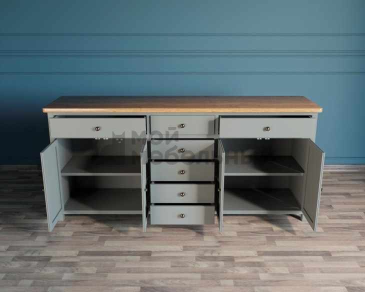 Большой комод 